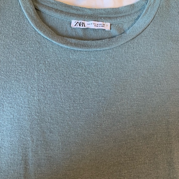 Zara T-shirt - Picture 2 of 6